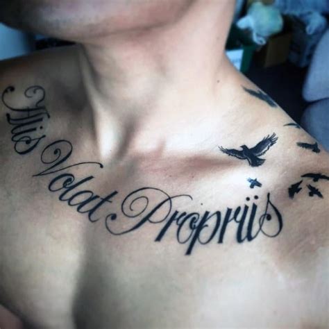 clavicula tatuajes hombre|Tatuajes en clavicula para hombre